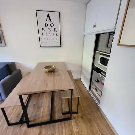 Bienvenue Chez Livia Apartament *