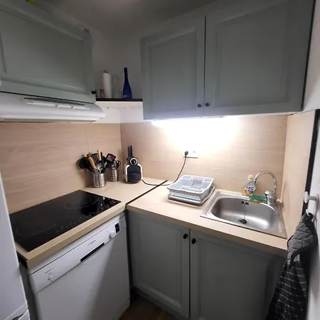 Bienvenue Chez Livia 아파트 라포